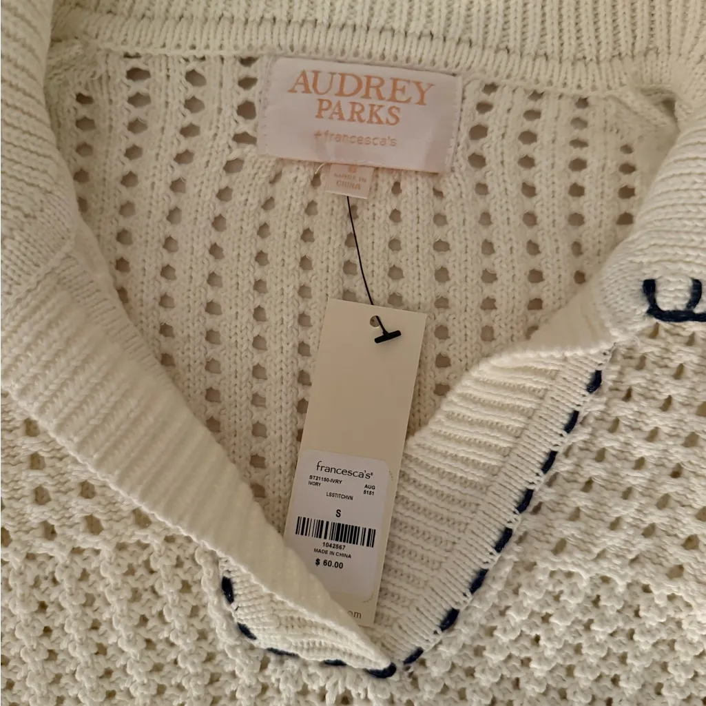 Francesca's Collections White V - Image 2