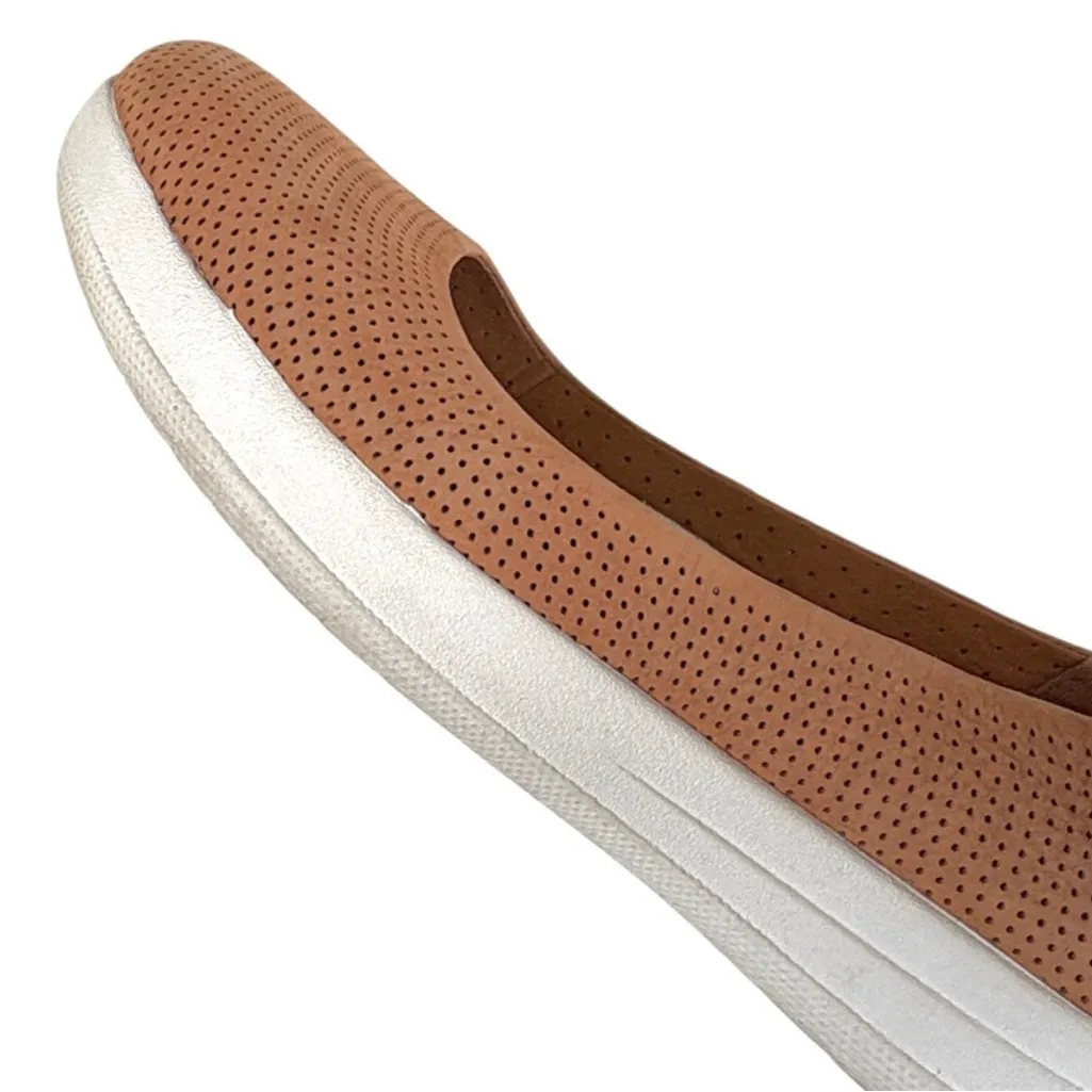 EUC FitFlop Leather Allegro Flats
Brown Size 10 - Image 7