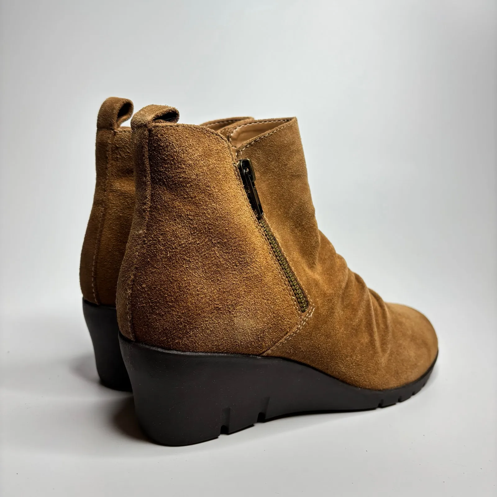 Comfortiva Ana Weatherproof Wedge Heeled Boots in Brandy Suede (Wide) Brown Size 6.5 - Image 3