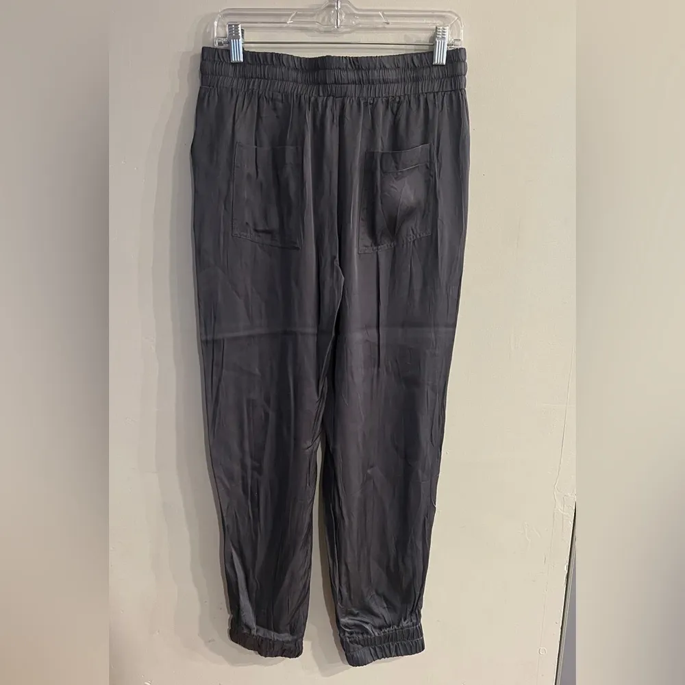 OLIVACEOUS Women’s Dark Gray Cuffed Dressy Jogger Pants Size L NEW - Image 2