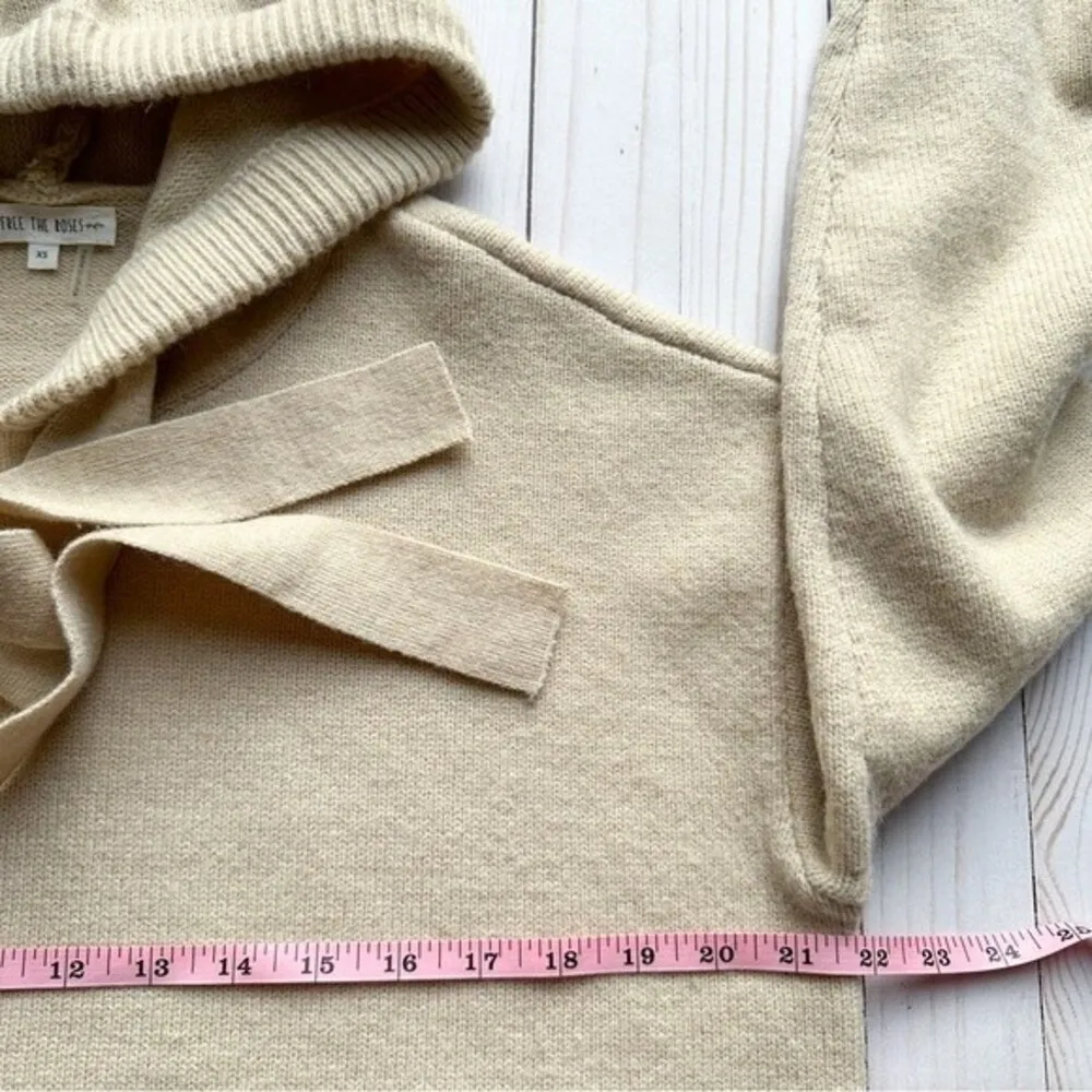 Free the Roses Size XS Oversized Hoodie Sweater - Image 11