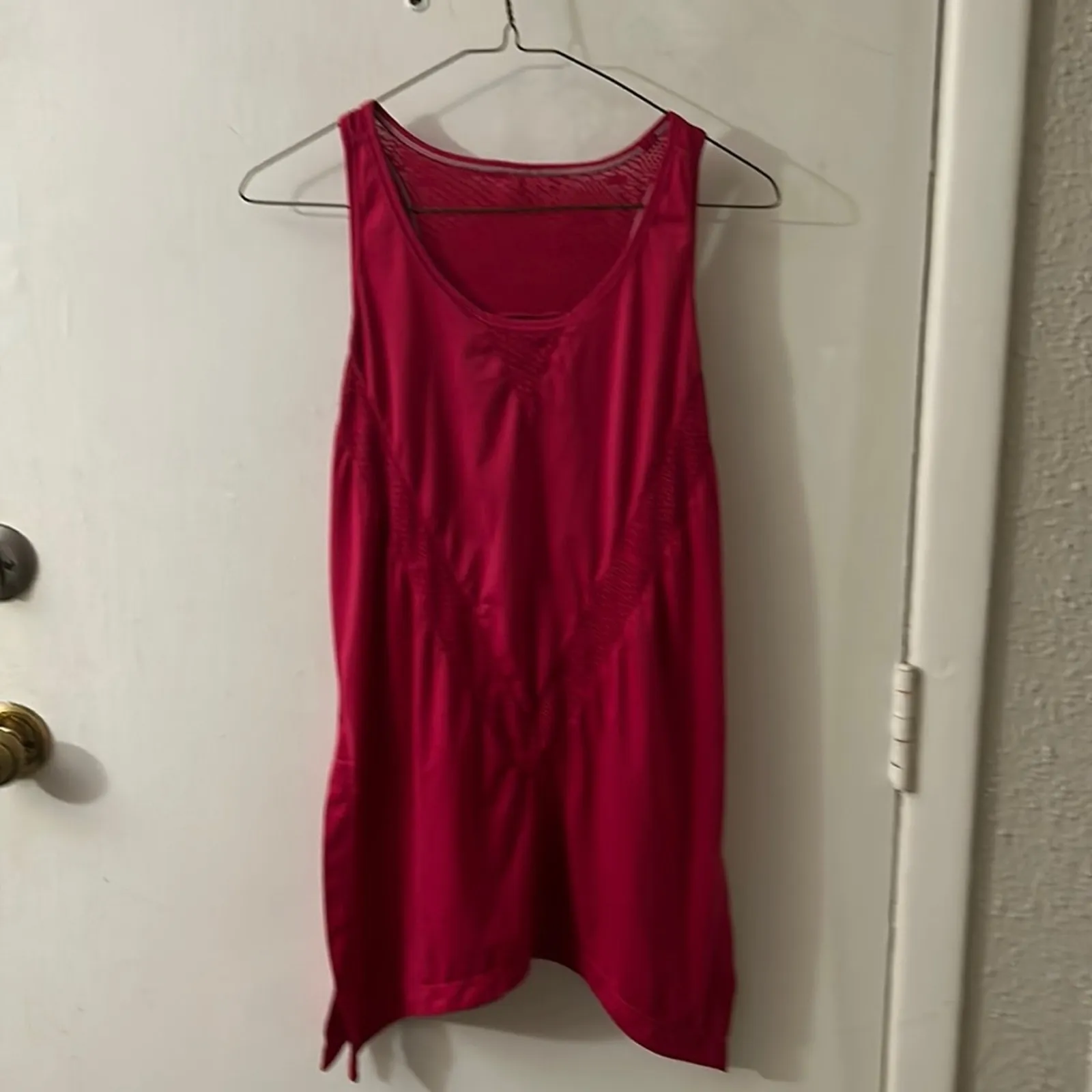 Nanette Lepore Hot Pink Sporty Racerback Keyhole Activewear Tank Top No Size - Image 3