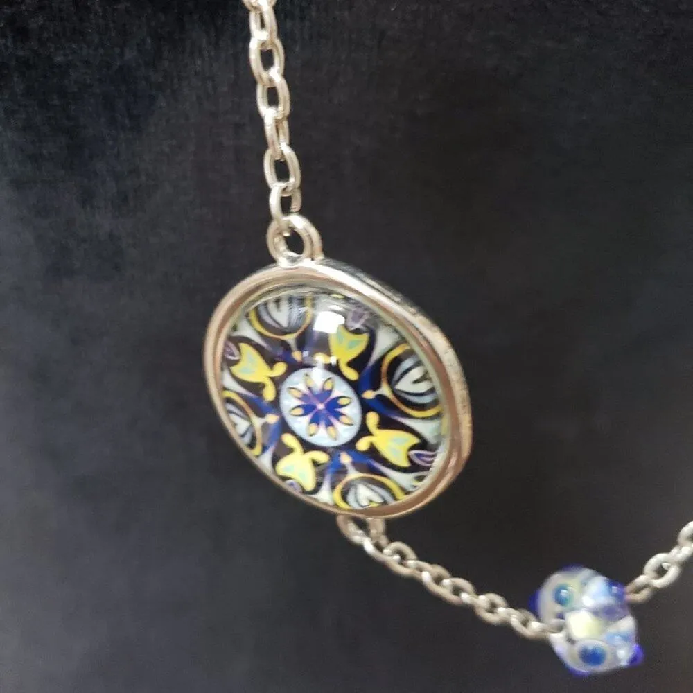 Womens Silver Tone Wired Flowers Designed Squares, Blue Stone Charm Necklace - Image 5