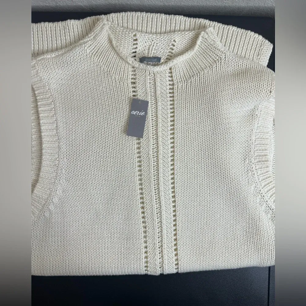 Aerie cream mock neck sweater vest size large NWT - Image 3