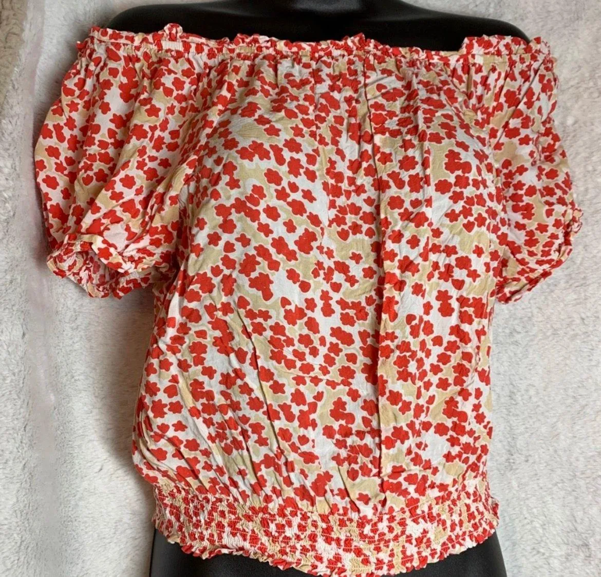 Floral Crop Top Orange cream and White Off Shoulder Size Medium - Image 3