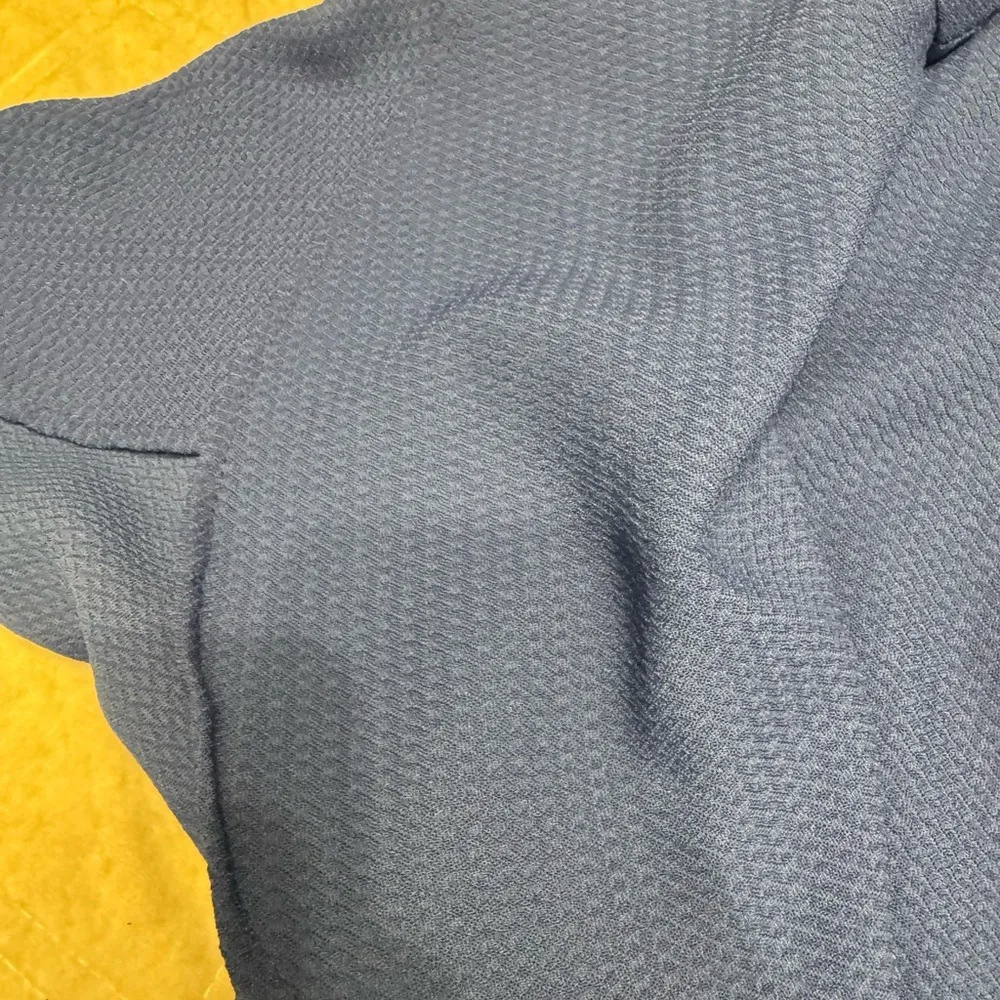 Halogen‎ Cobalt Blue Drama Top – Size M - Image 4