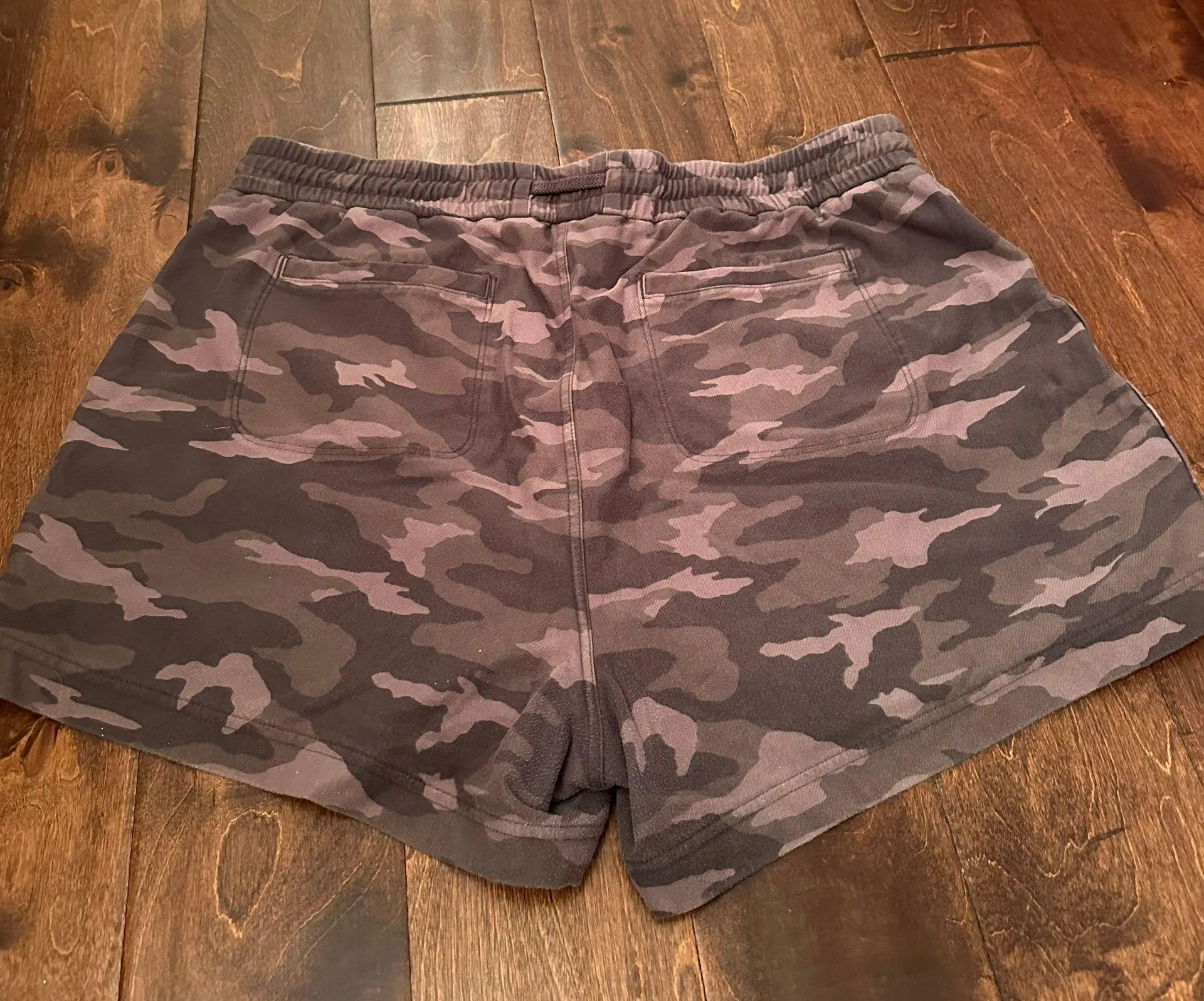 Farallon Short - Image 2