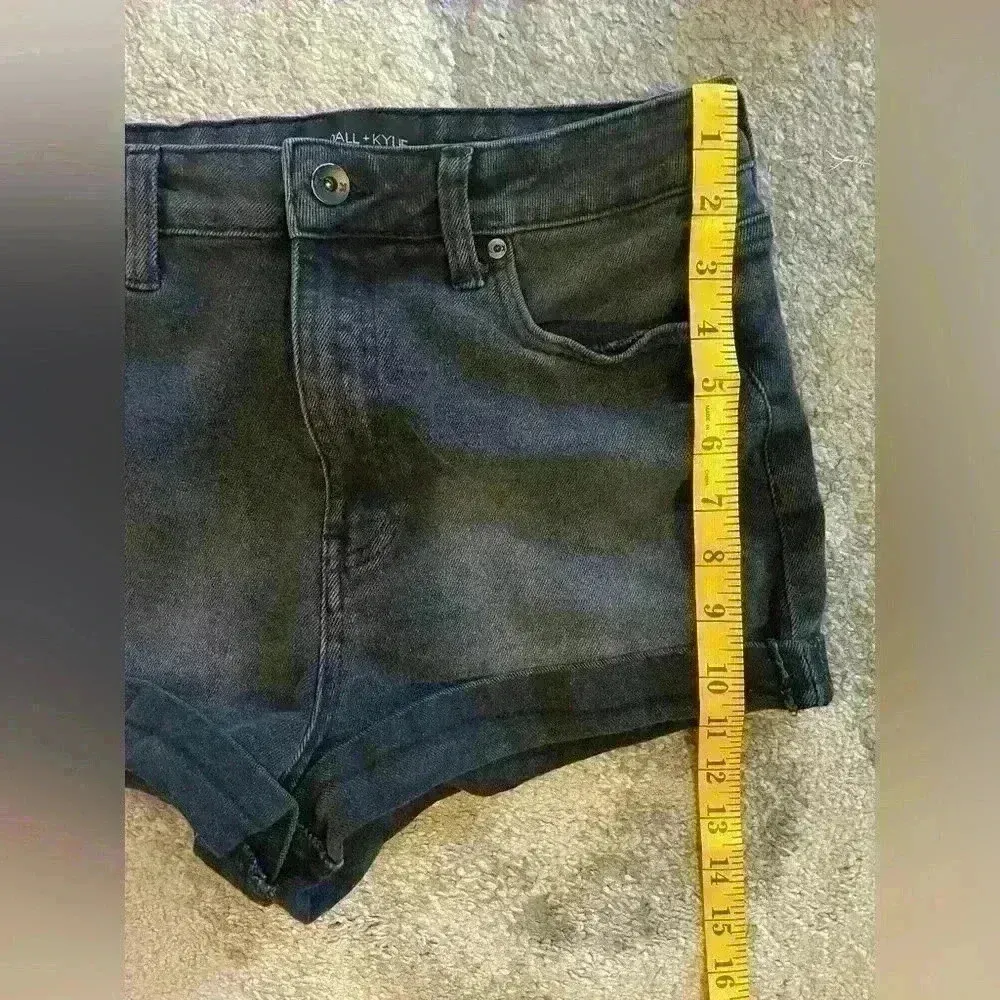 Women’s Black Kendall + Kylie Shorts - Image 6