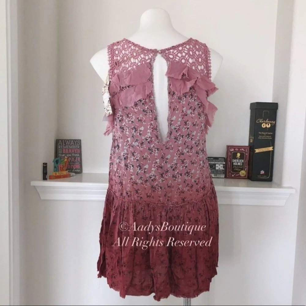 Gimmick Mauve High Neck Pieces Floral Top Size M New with Tag - Image 5