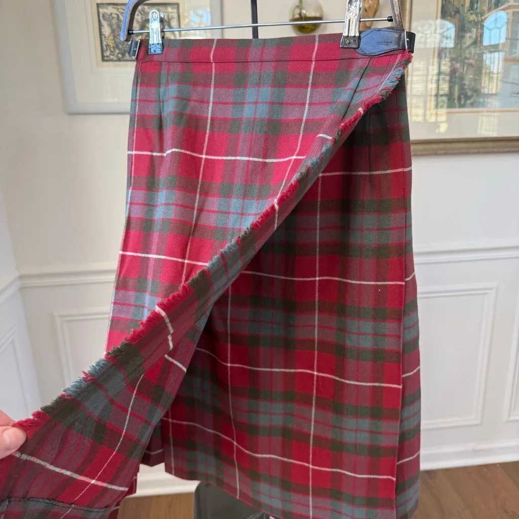 Vintage Plaid Wool Kilt Wrap Leather Buckle Waist Red Green Grey Fringe 28 “ - Image 4