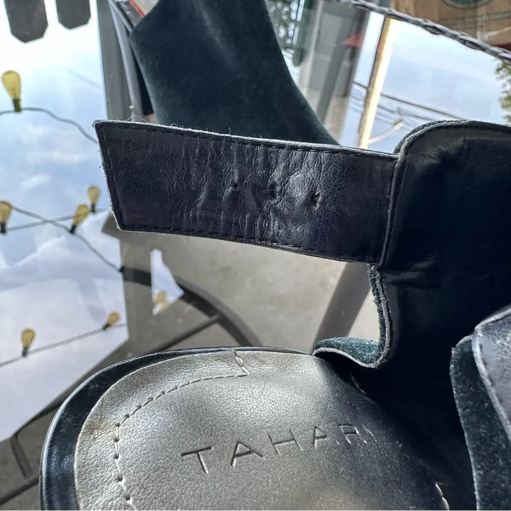 Tahari Margaret Suede Peep Toe Chunky Heel Buckle Strap Sandal in Black Size 6.5 - Image 8