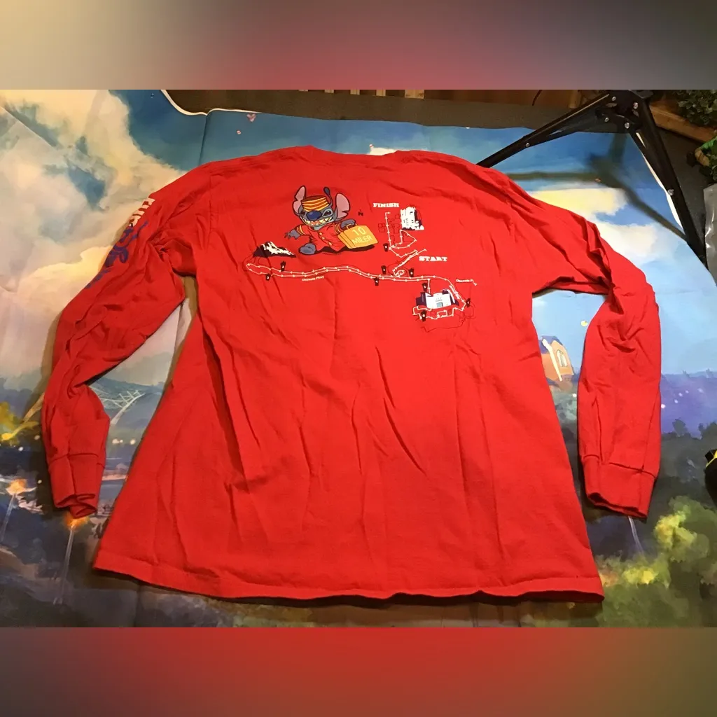 Run disney 10 miler the twilight zone tower of terror shirt LS size Large - Image 2