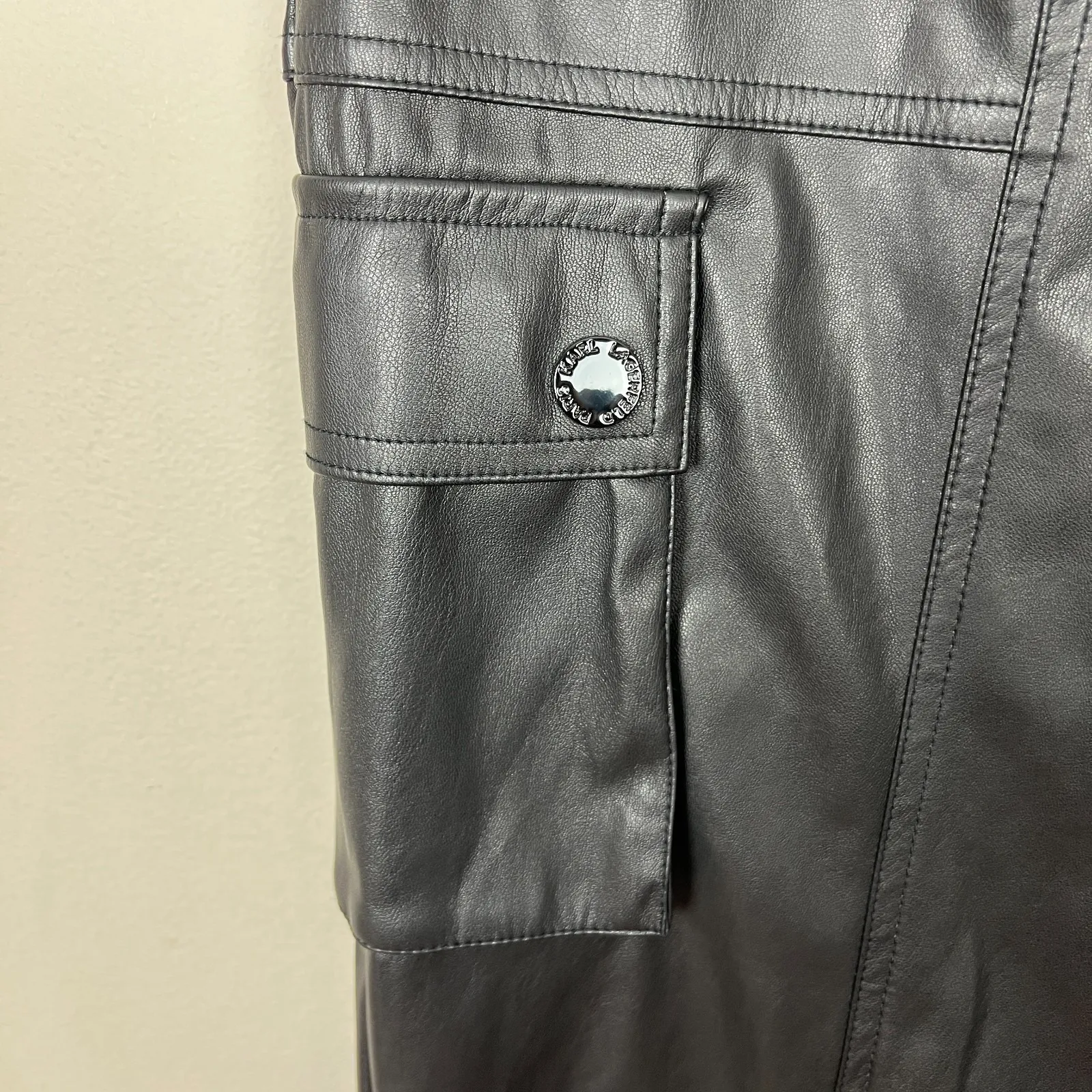 Karl Lagerfeld Faux Leather Cargo Pants Womens 12 Black Belted Straight Leg New‎ - Image 6