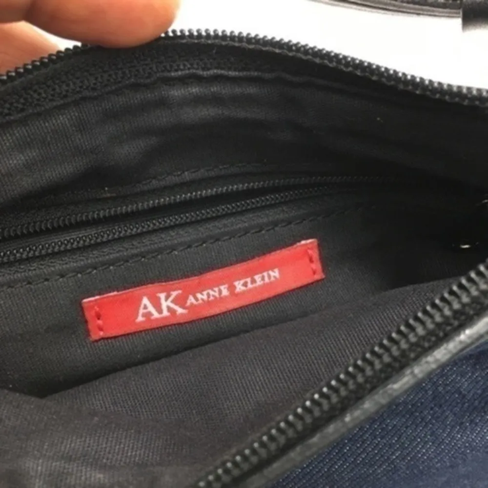 AK  Anne Klein jeans  bag size small - Image 3