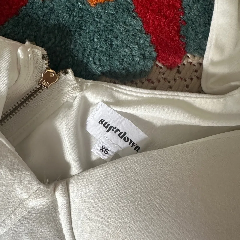 superdown Revolve  Wren Bustier Top in White - Image 6