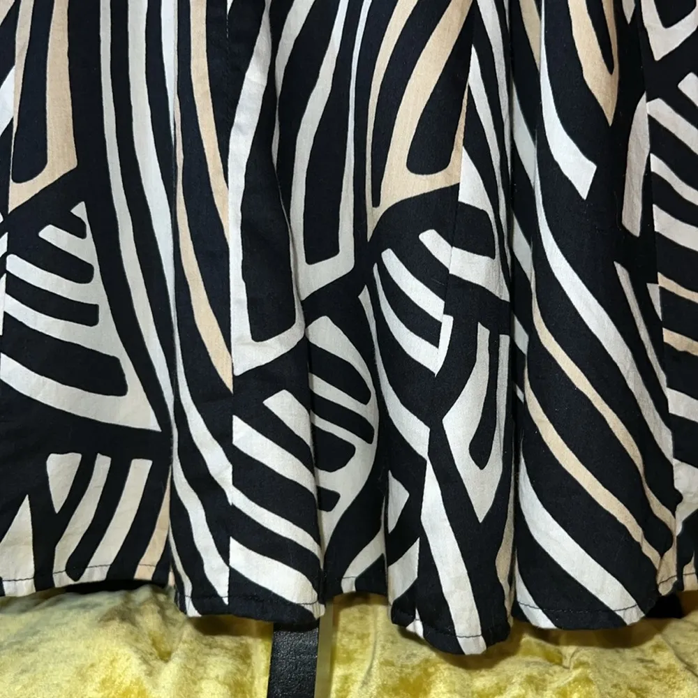 White House Black Market Midi Swing Skirt Size 2 - Image 3