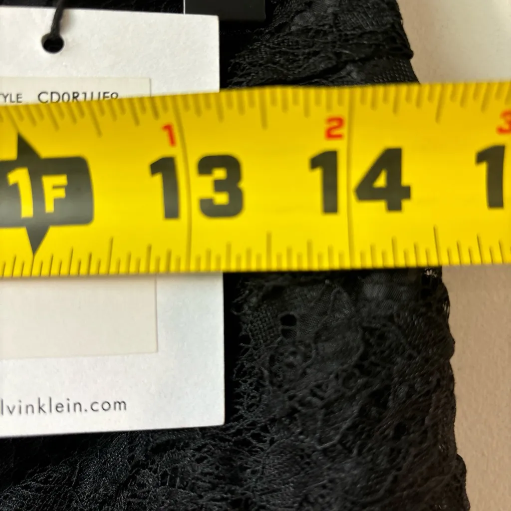 NWT Calvin Klein black lace pencil skirt in size 6. Business Formal Whimsy - Image 6