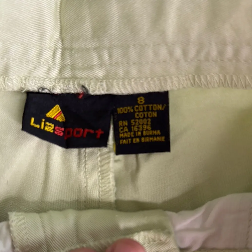 Lizsport Vintage Pleated Women's Light Green Shorts Size 8 - Image 2