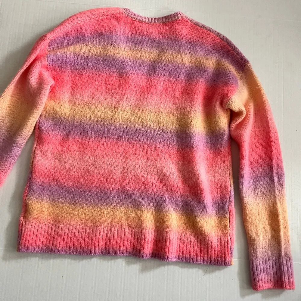 Cozy Lily Pulitzer Pink and Purple V-Neck Sweater with Fuzzy Texture - Image 2