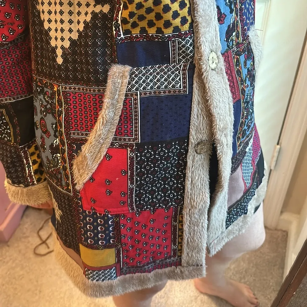 Patterned Fuzzy Lined Hoodie Jacket Tan Size M - Image 4