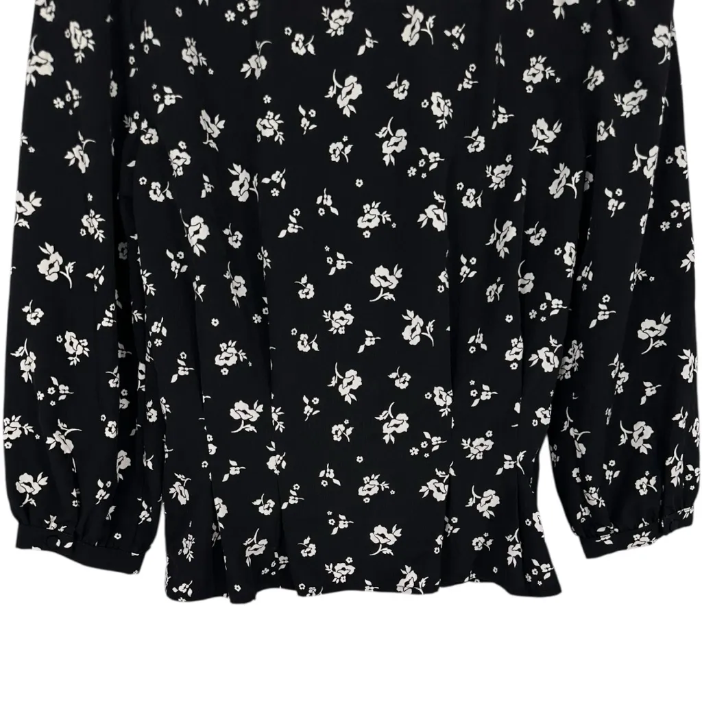 Sweet Baby Jamie Black Floral Tie Top size Small 3/4 Sleeves Scoop Neck Buttons - Image 10