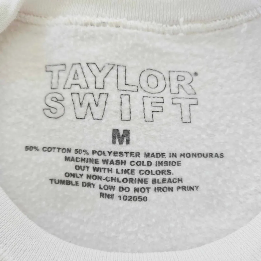 Taylor Swift Era White Oversized Sweatshirt Medium Lover Era Merchandise - Image 4
