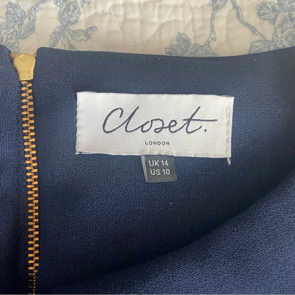 Closet London Navy and Cream Pleated Coastal Preppy Mini Dress Size 10 Blue - Image 4