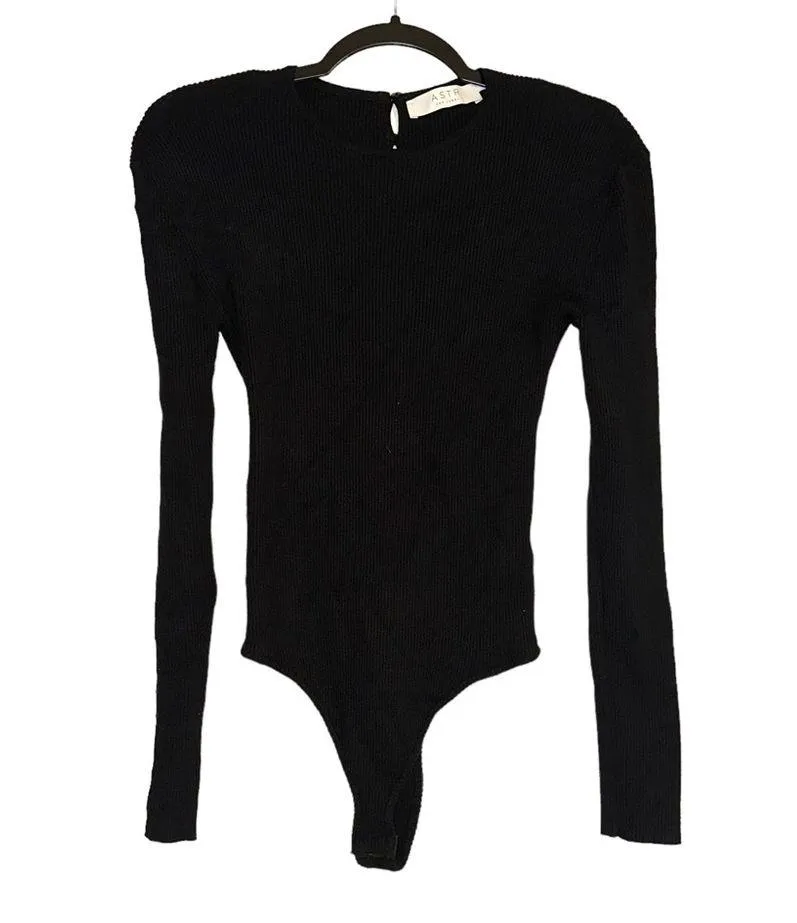 ASTR The Label Felice Long Sleeve Back Cut Out Sweater Black Bodysuit MEDIUM - Image 3