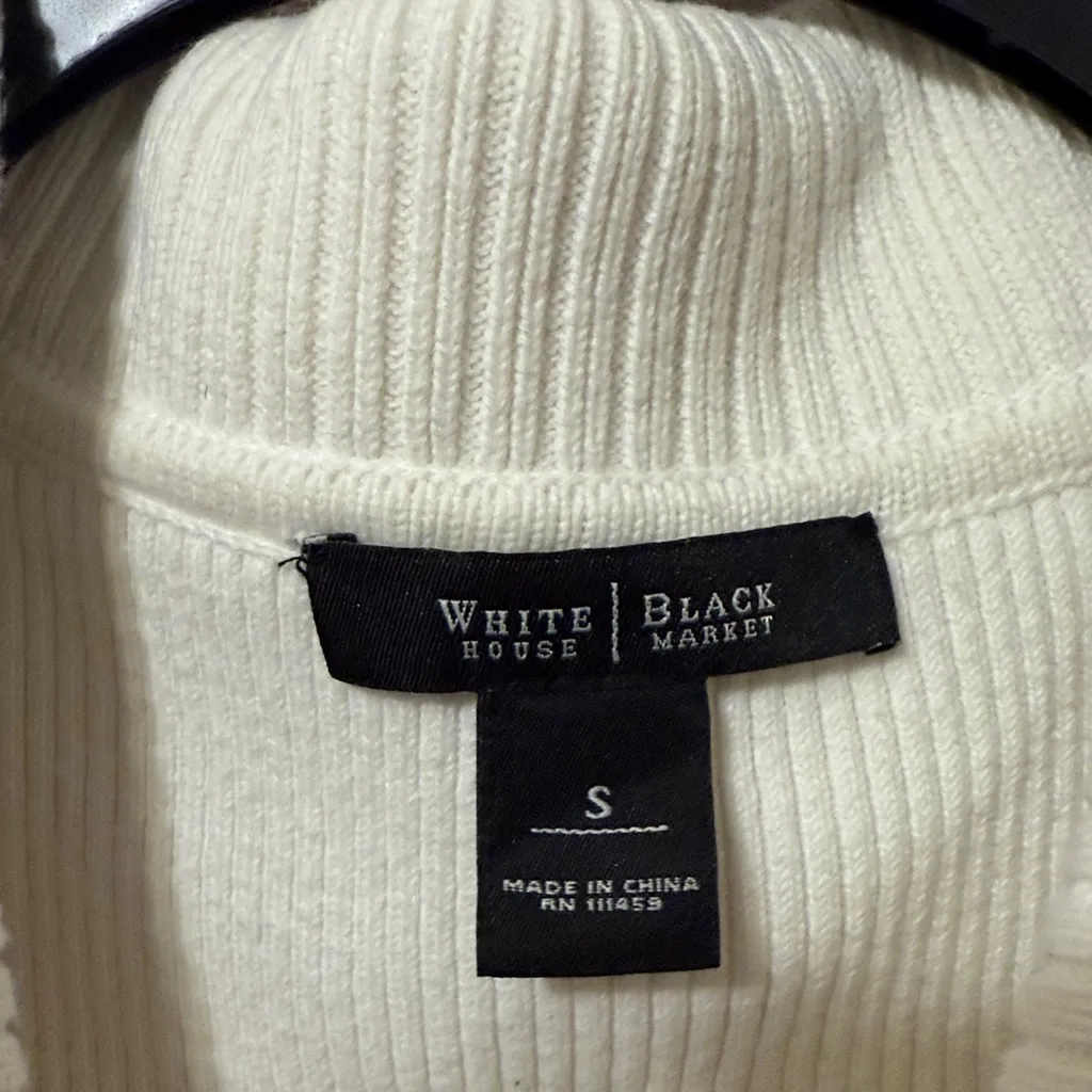 White House black market Ivory or white Knit Cardigan - Image 6