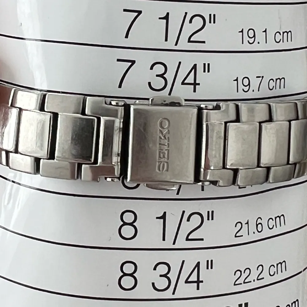 Seiko Coutura Ladies Watch Stainless Steel Bracelet Black Dial Date Window - Image 14