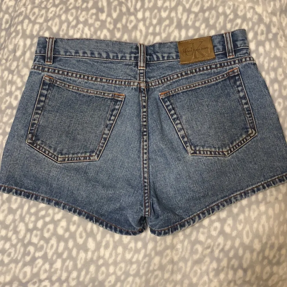 90s CK Calvin Klein original jean shorts, size 9 juniors - Image 6