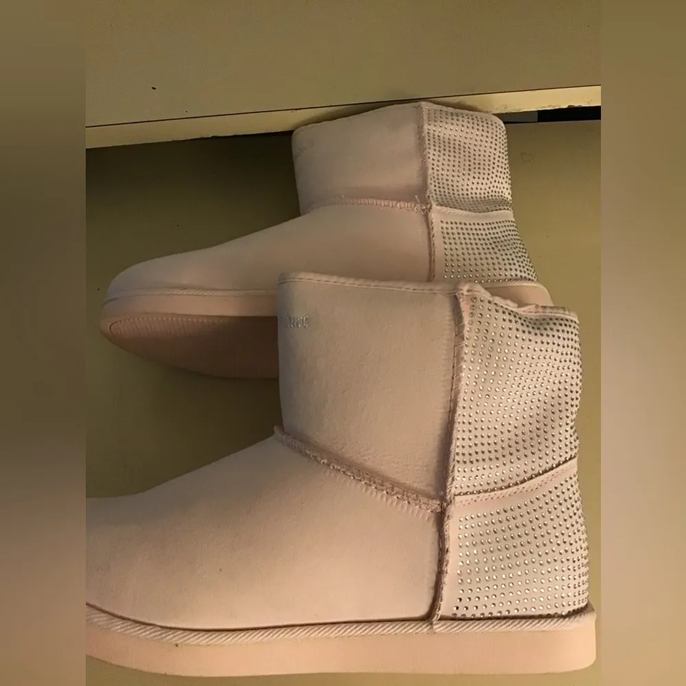 Juicy Couture women pink stud short classic boots US 8 Euro 39 - Image 6