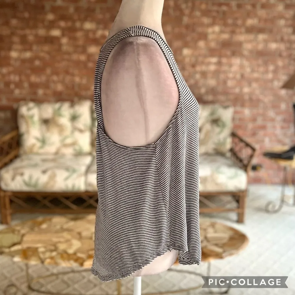 American Eagle Top Striped Twist Back Black White M Athleisure Yoga Tank Gym - Image 11