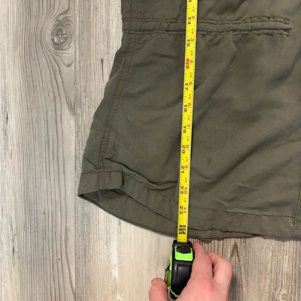 American Eagle Outfitters Green Button Down Shirt Relaxed Fit - Image 6