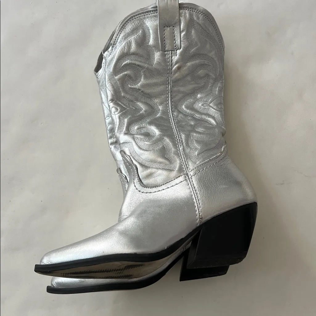 Steve Madden West Silver Cowboy Boots Pointed Toe Metallic 6M - Image 5