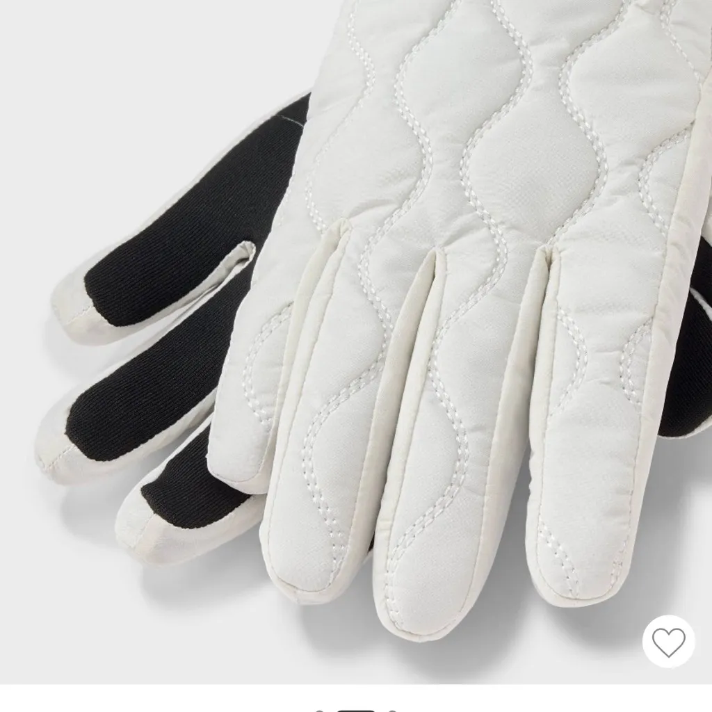 All in Motion Black and White Quilted Gloves - Image 3