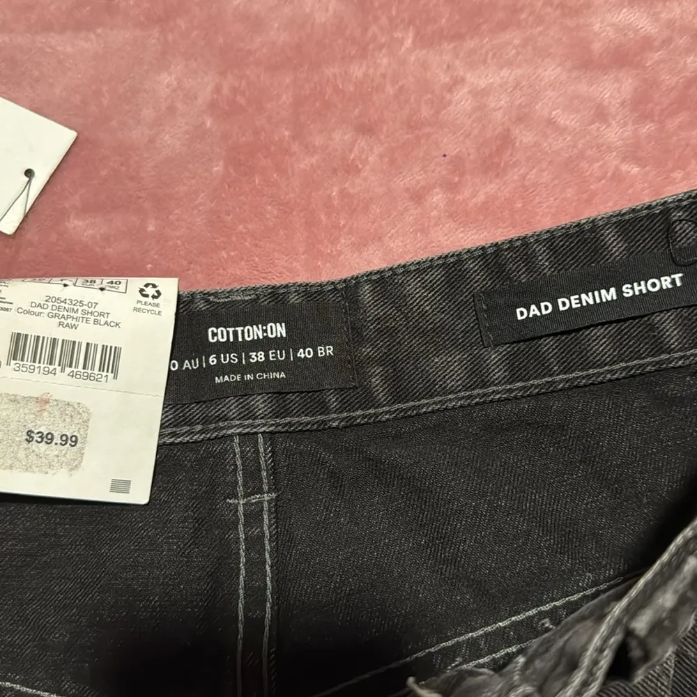 Cotton on dad jeans - Image 3