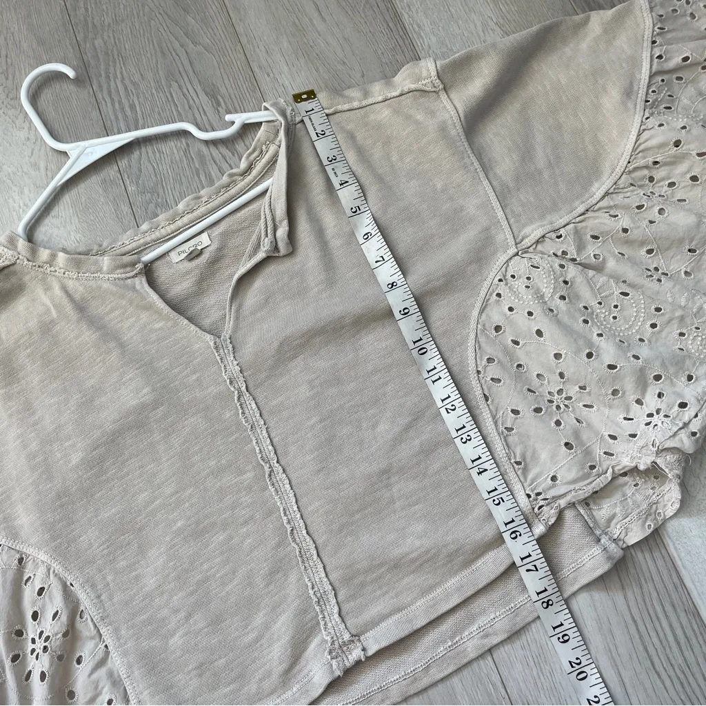 Pilcro Eyelet Sweatshirt batwing crop womens Beige (medium) boho anthropologie - Image 7