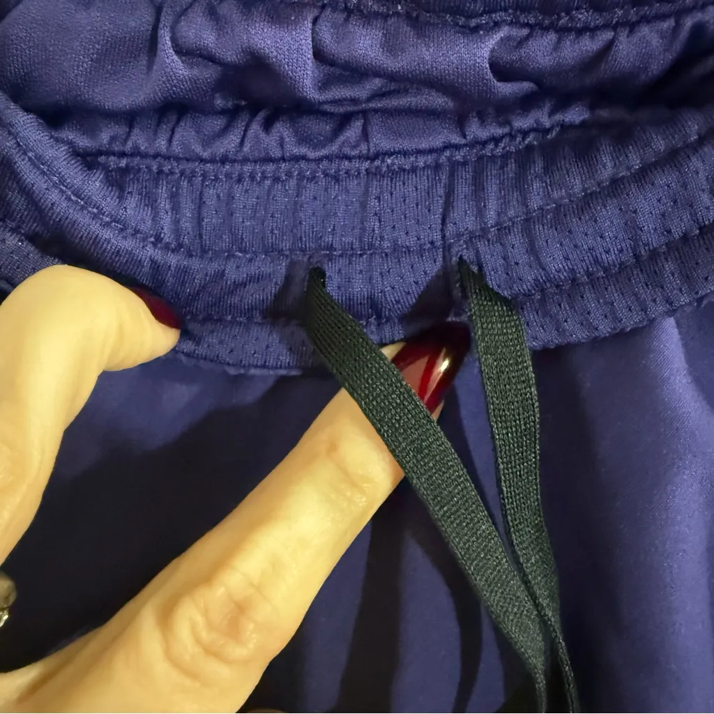 Nike Women's Purple and Neon Yellow Athletic Shorts Large with 4” inseam - Image 5