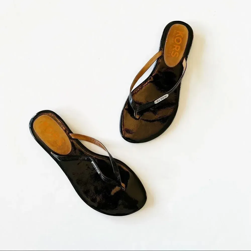 Michael Michael Kors MK Black Patent Sandals Thong Flipflop Size 8? Summer Flats - Image 4