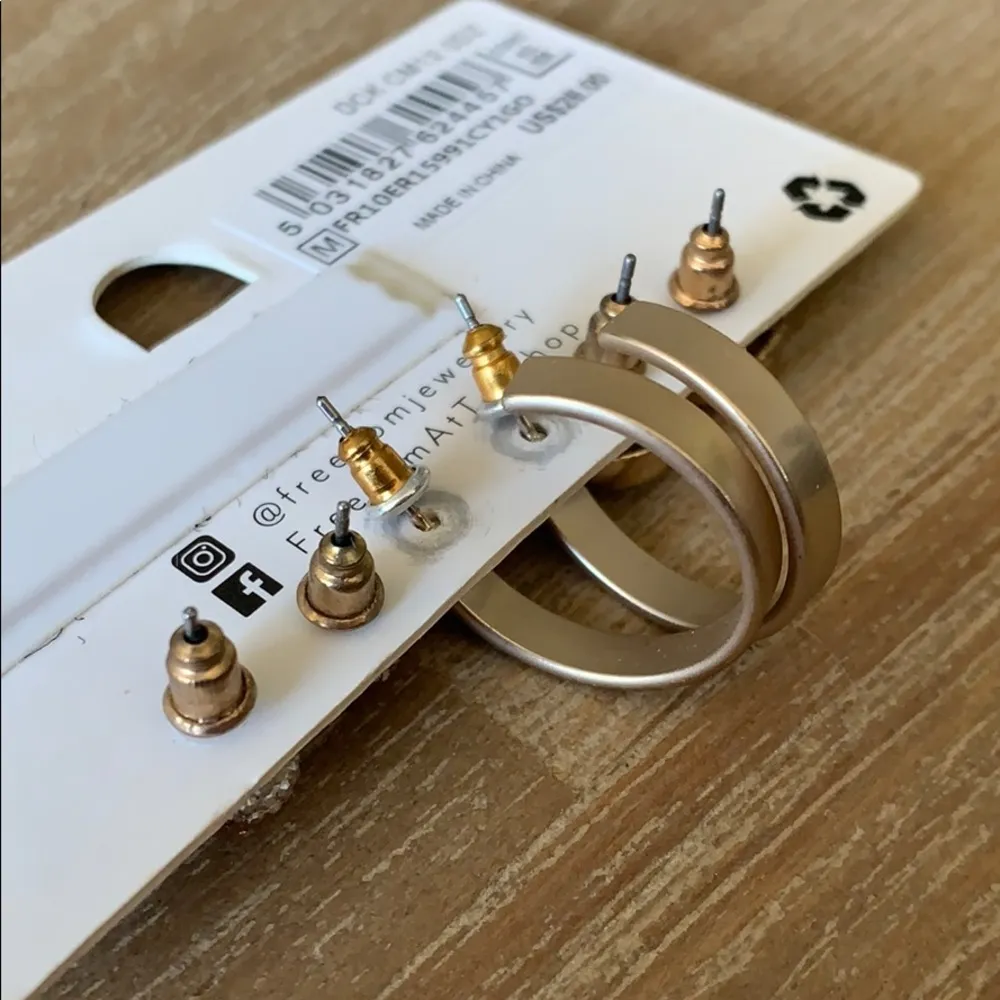 Top shop trio of earrings - Image 4