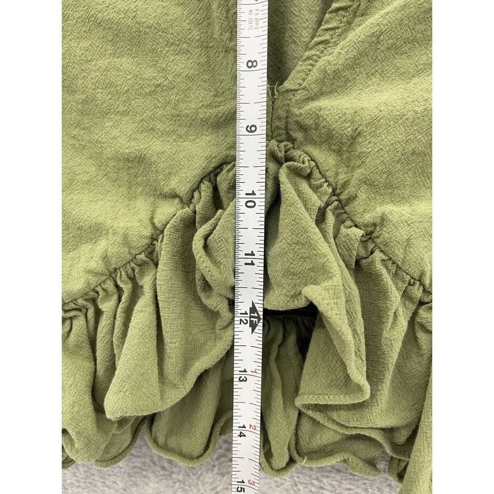 Fancyinn  Women's Blouse Cropped V Neck Solid Green Pleated Hem Size Medium - Image 5