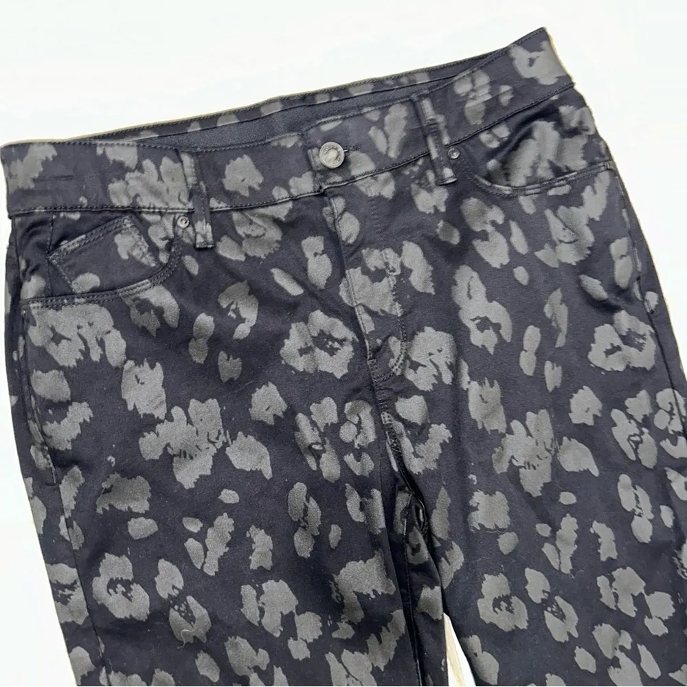 Chicos Stretch Denim Animal Print Pants Women’s 8 - Image 7