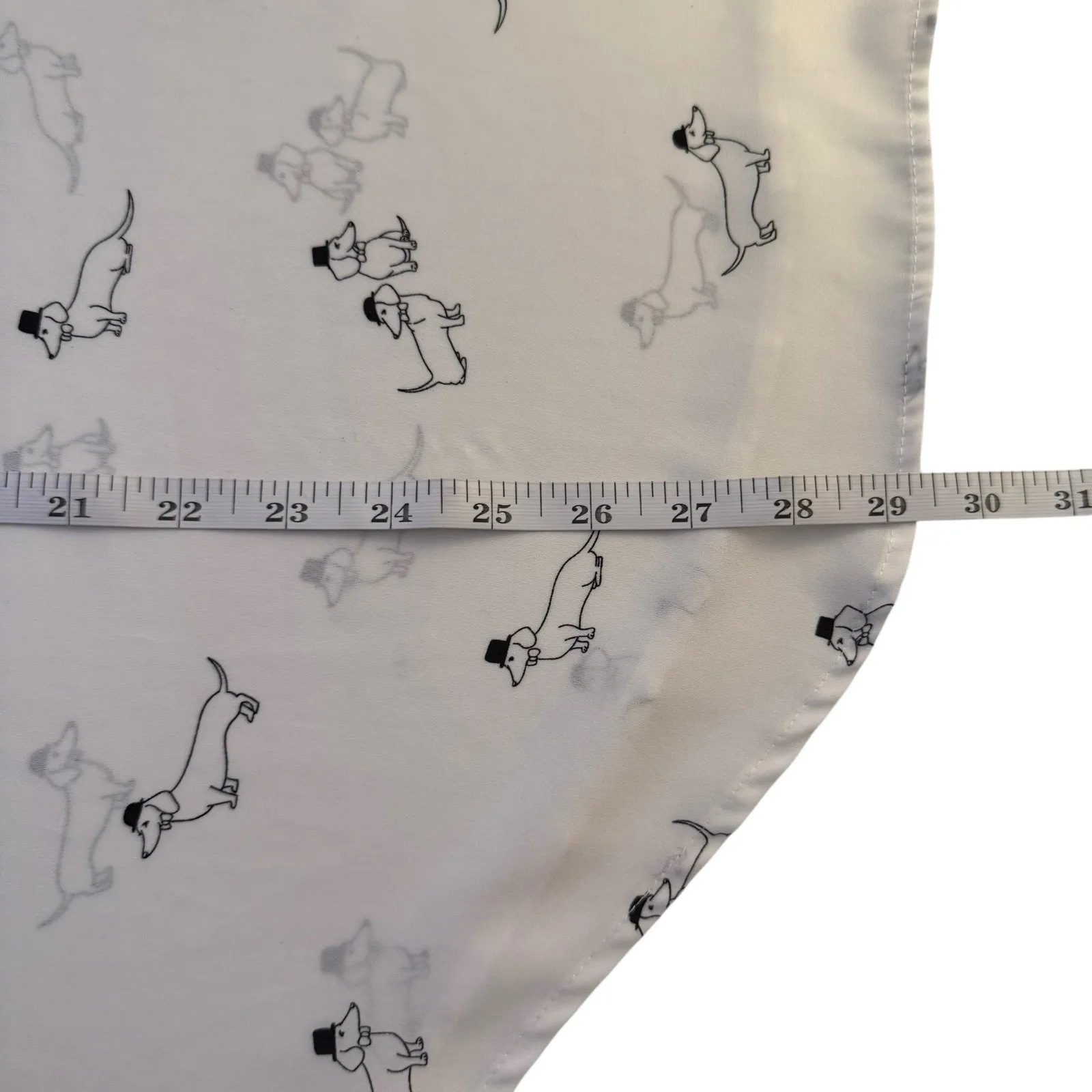 Torrid Harper Blouse Size 1 White Sheer Pullover Tunic Dachshund Weiner Dog - Image 11