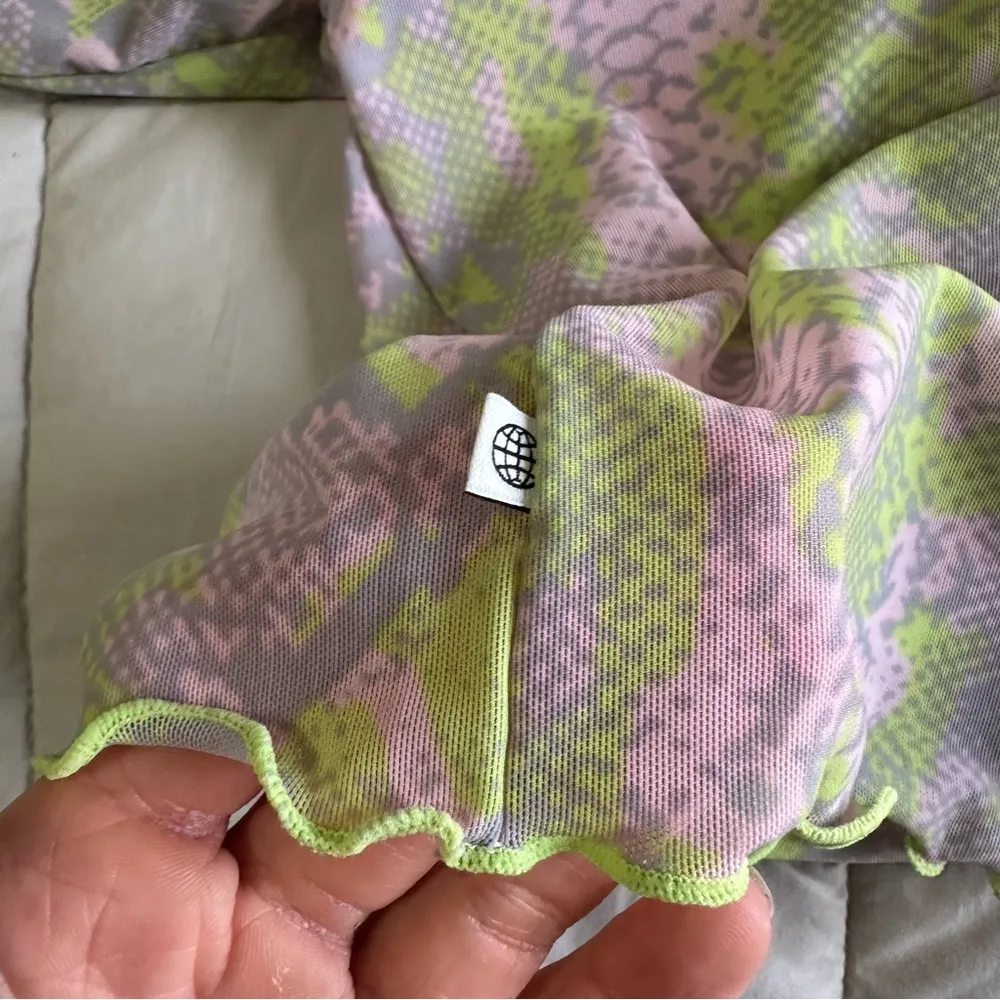 ADIDAS Originals Snake Mesh Top Long Sleeve Green Pink Women’s Size Medium - Image 9