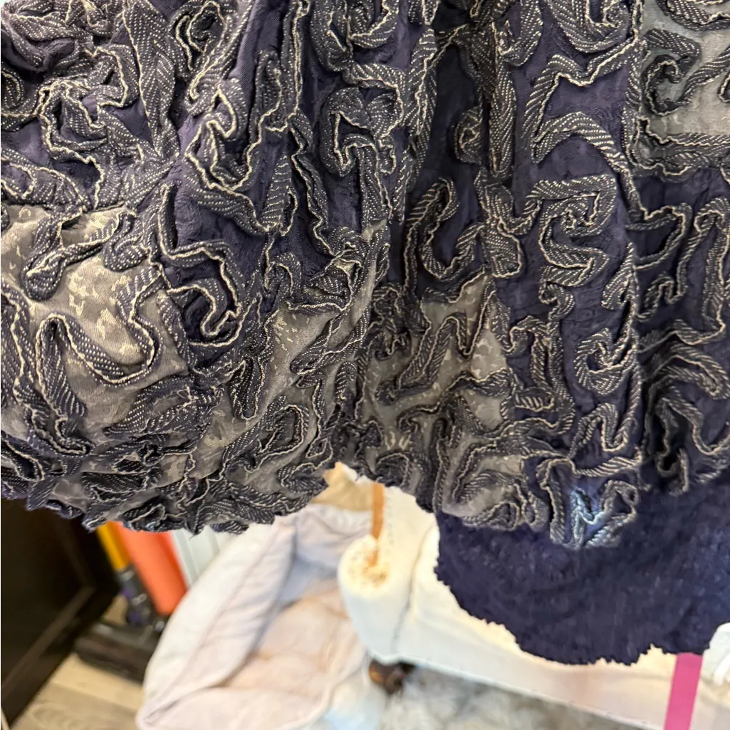 Women's Textured Sweater - Image 7