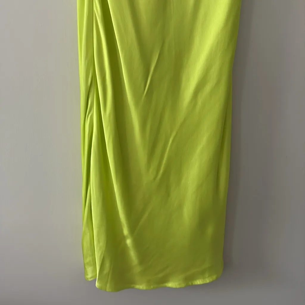 Revolve Bardot Sharnie Slip Dress Cowneck Midi in Satin Neon Green Size 8 M - Image 6