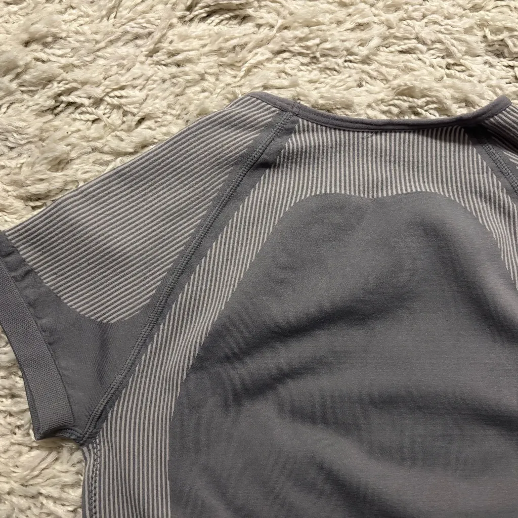 Garage Womens Gray B.dy Baby Tee Athletic Crop Top Size S - Image 9