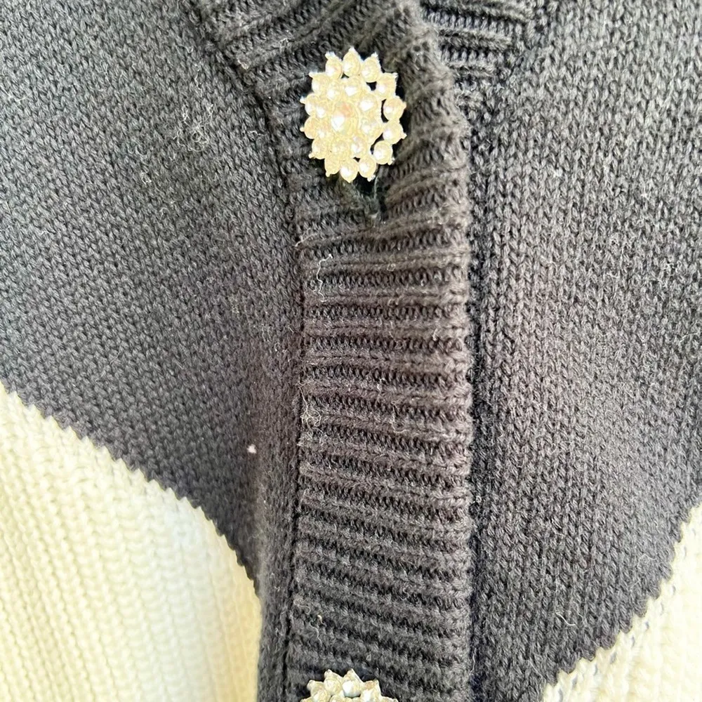Elan Harley cardigan black and white new with tags SMALL - Image 5