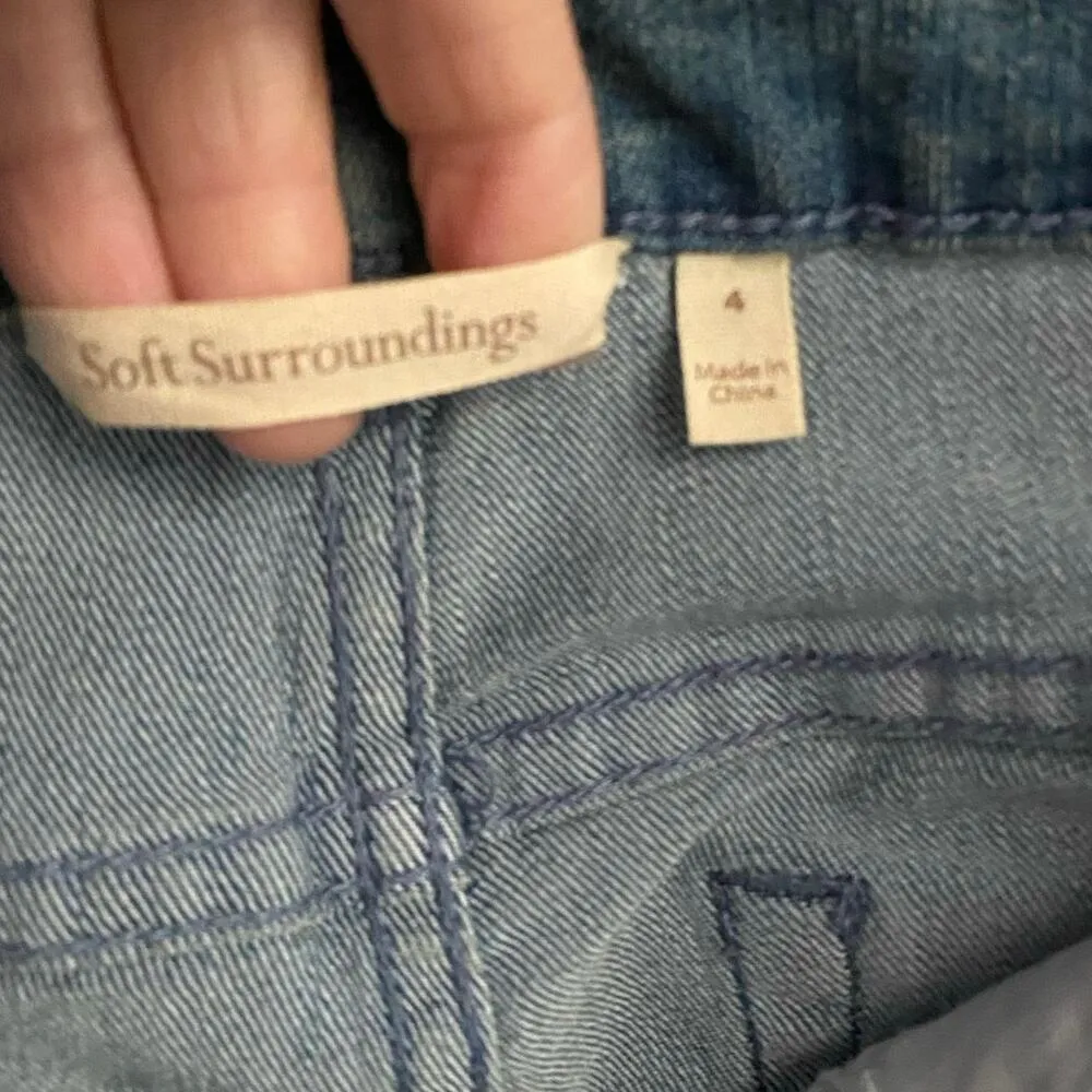 Soft Surroundings Size 4 Standout Denim Pants Jeans Appliqué Lace Beaded - Image 4